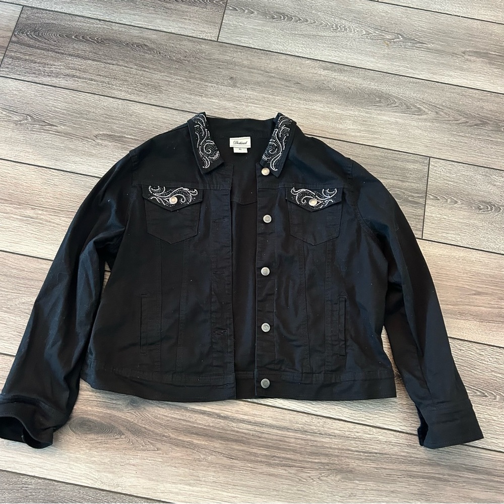 Distinct Country Black Jacket with Chic Accents Size XL